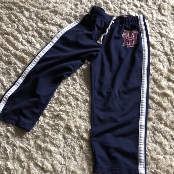 🌻3/$20 Tommy Hilfiger boys xs track pants - Picture 6 of 6